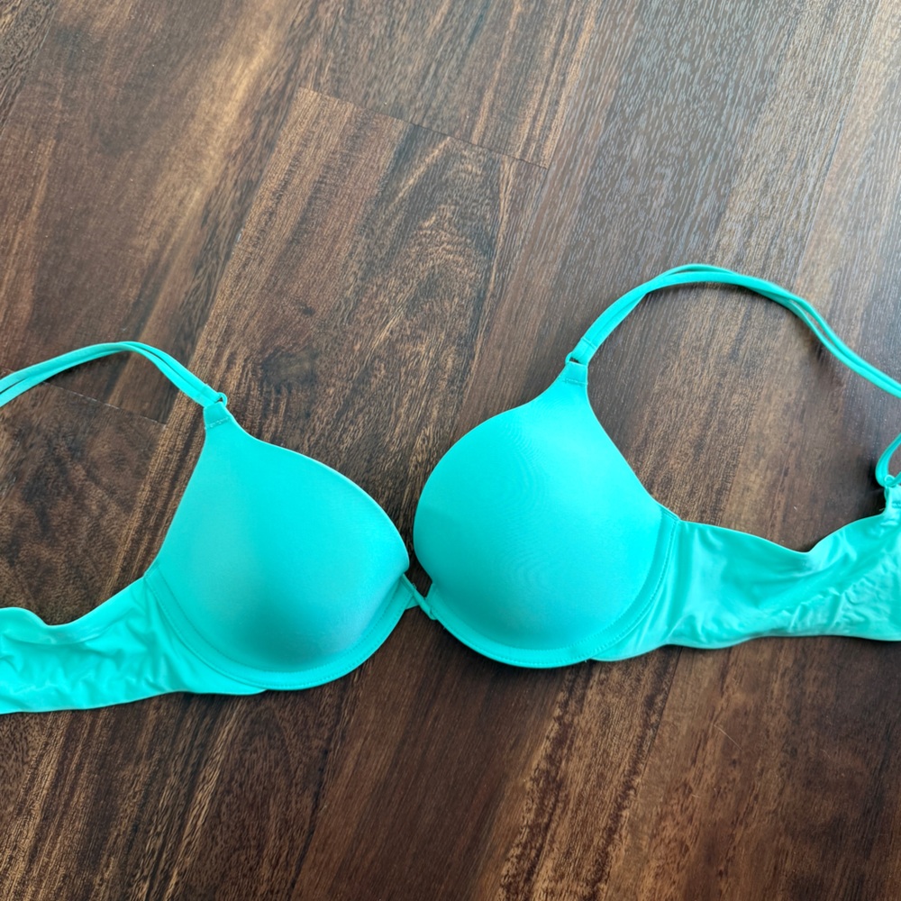 Victoria’s Secret push up bra